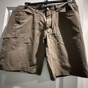 Men's Tan Flat Front Shorts